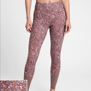 🌟🌟ATHLETA Rainier Printed Mesh Tight🌟🌟